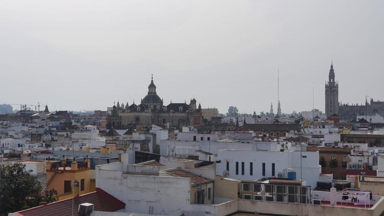 Hsh Suites Campana Seville Exterior photo